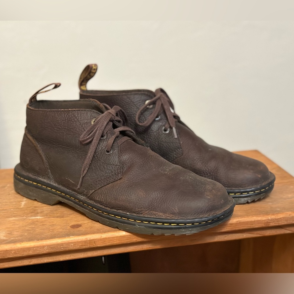 DR MARTENS Leather Chukka Men's Ankle Boots. Sz 13m